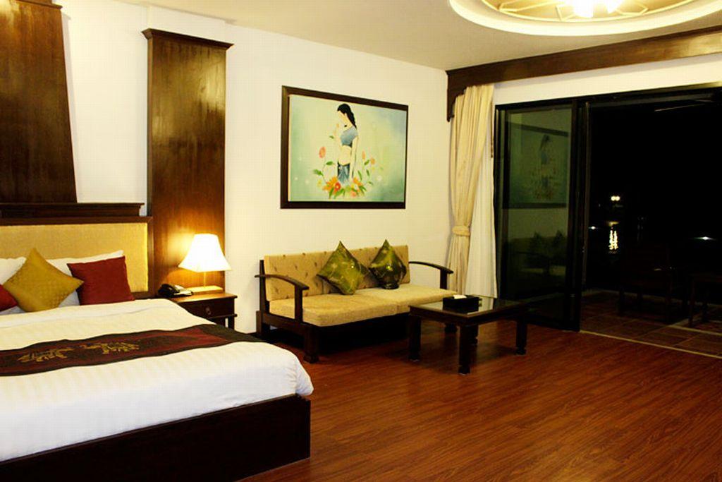 Ramada by Wyndham Aonang Krabi Hotel Bagian luar foto