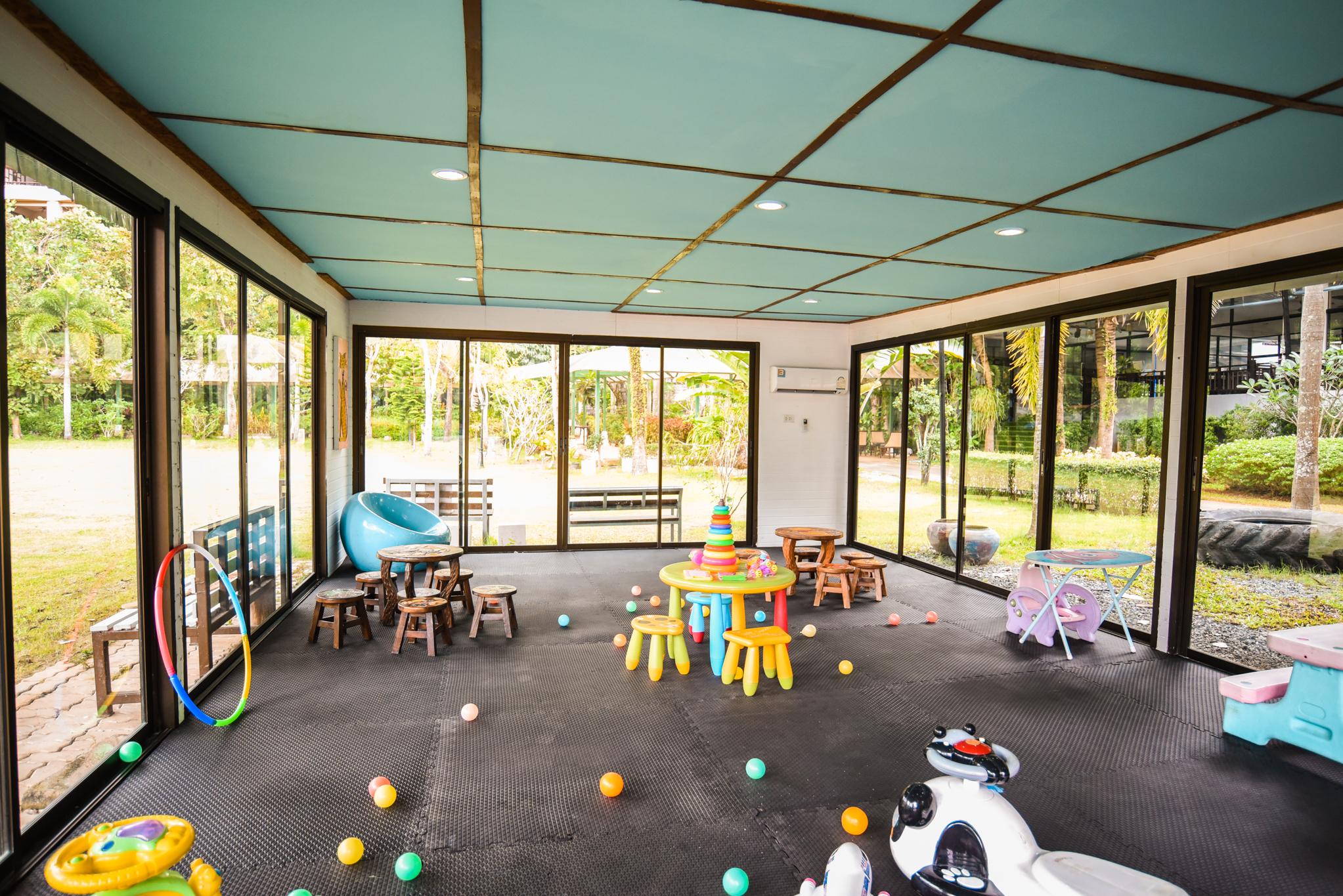 Ramada by Wyndham Aonang Krabi Hotel Bagian luar foto