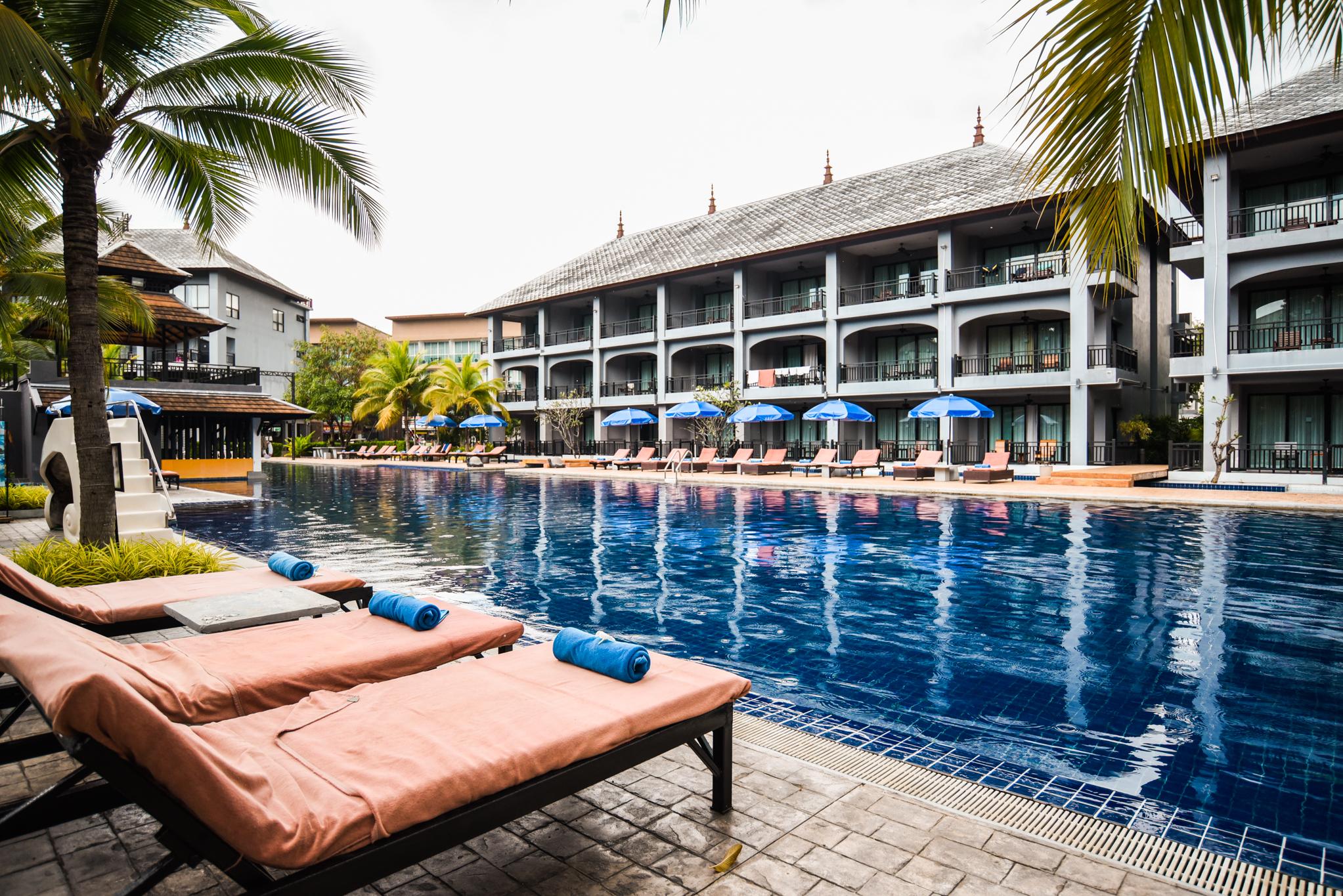 Ramada by Wyndham Aonang Krabi Hotel Bagian luar foto