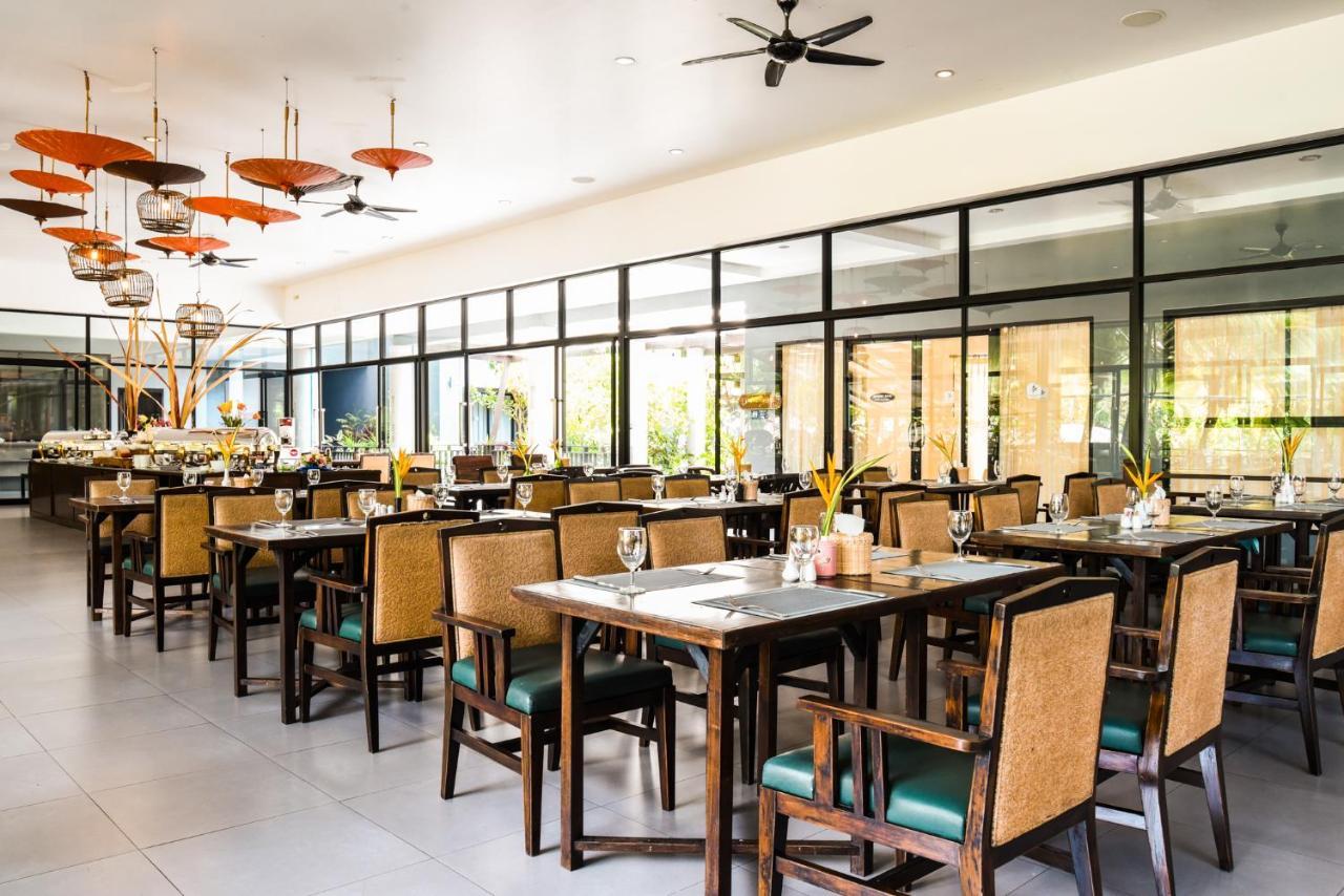 Ramada by Wyndham Aonang Krabi Hotel Bagian luar foto